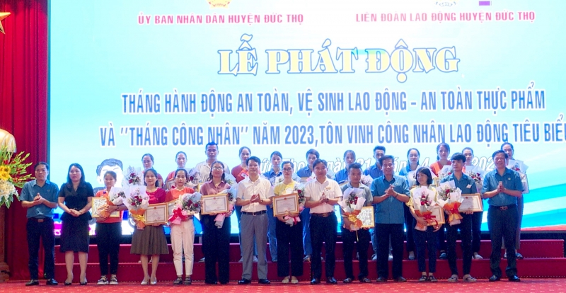 Đức Thọ: Phát động Tháng hành động về An toàn, vệ sinh lao động và Tháng Công nhân năm 2023